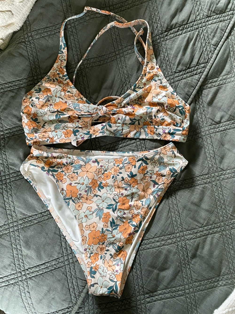 Cupshe Peach & Teal Floral Twist Bikini Set